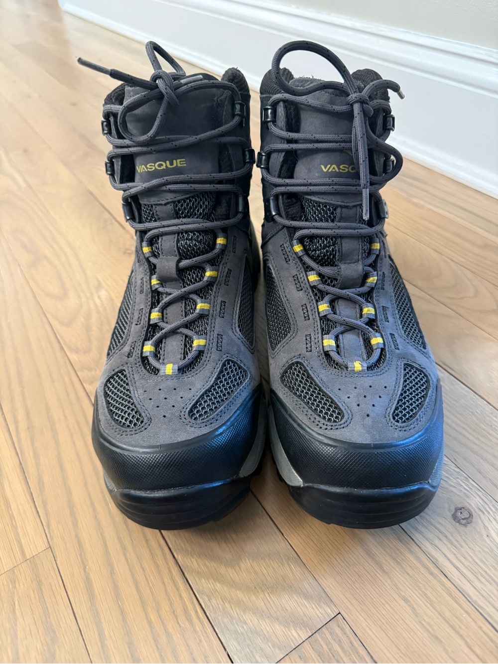 Vasque Men's Gray Hiking Boots